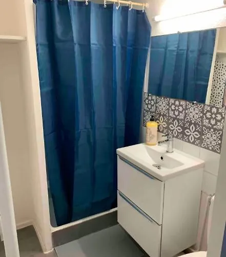 Le Grand 카스트르